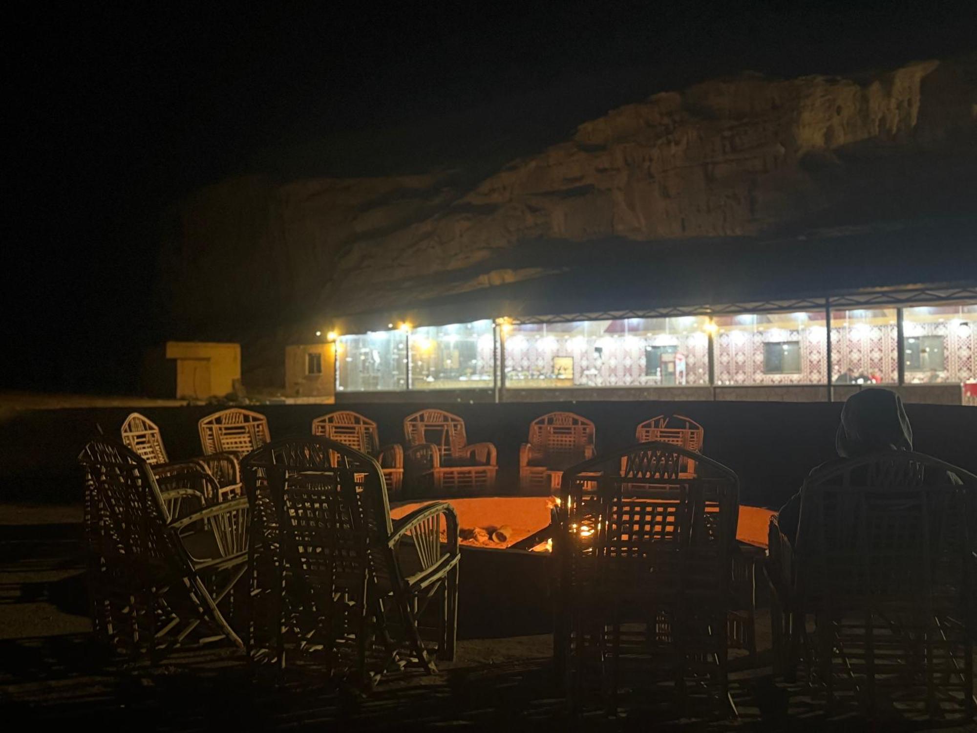 Rum Luxury Camp Wadi Rum Extérieur photo